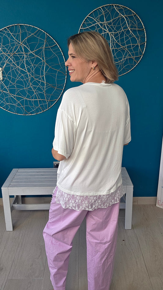 White T-shirt With Lace Detail
