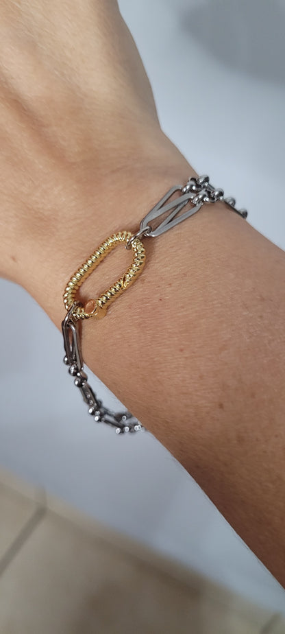 Cay Bracelet