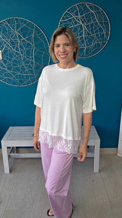 White T-shirt With Lace Detail