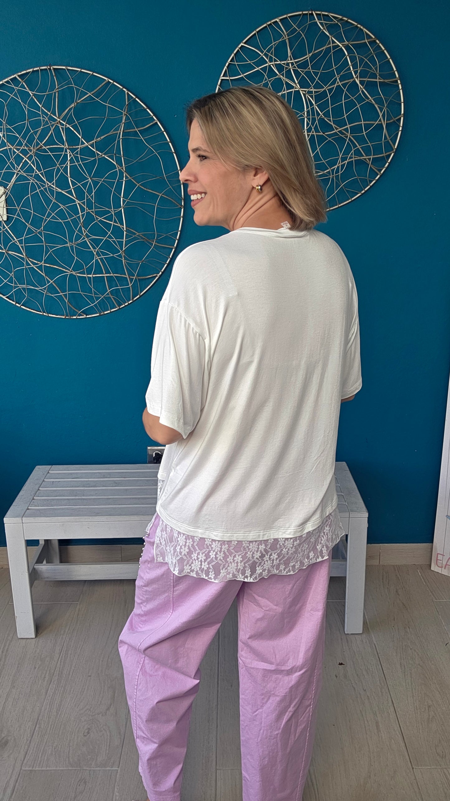 White T-shirt With Lace Detail