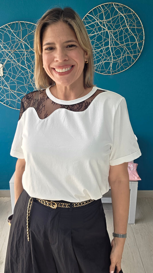 Lace shoulder cotton t-shirt